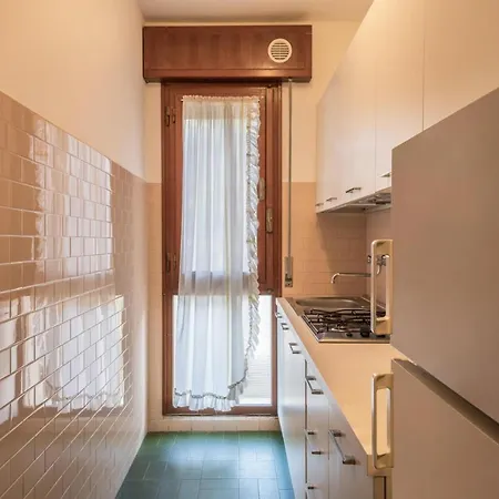 Апартаменты Marinella 5 *